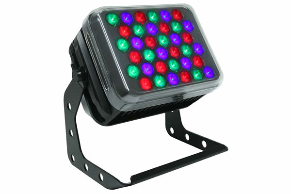 Chroma-Q Color Punch Provides Bright LED Washlight in a Compact Fixture
